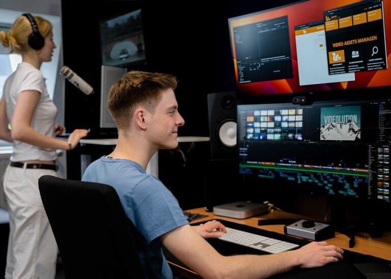 Videolution Video Editing Suite 2 Bonn