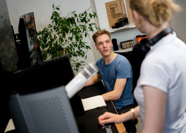 Videolution Video Editing Suite 2 Bonn